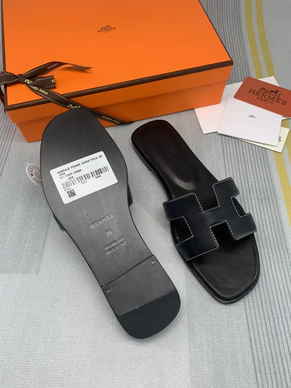 Hermes Shoe 